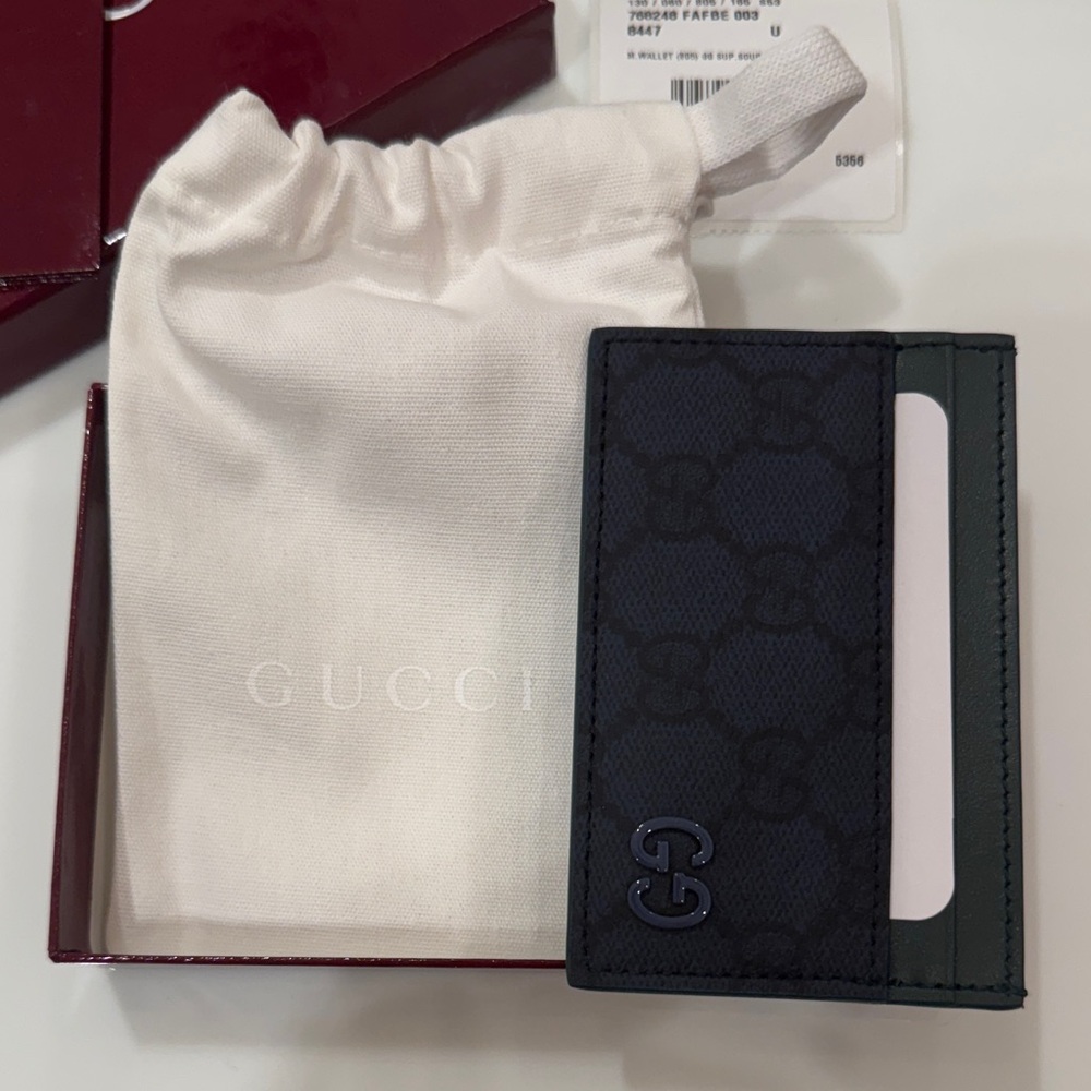 Gucci Green GG card case - NWT - Picture 7 of 10